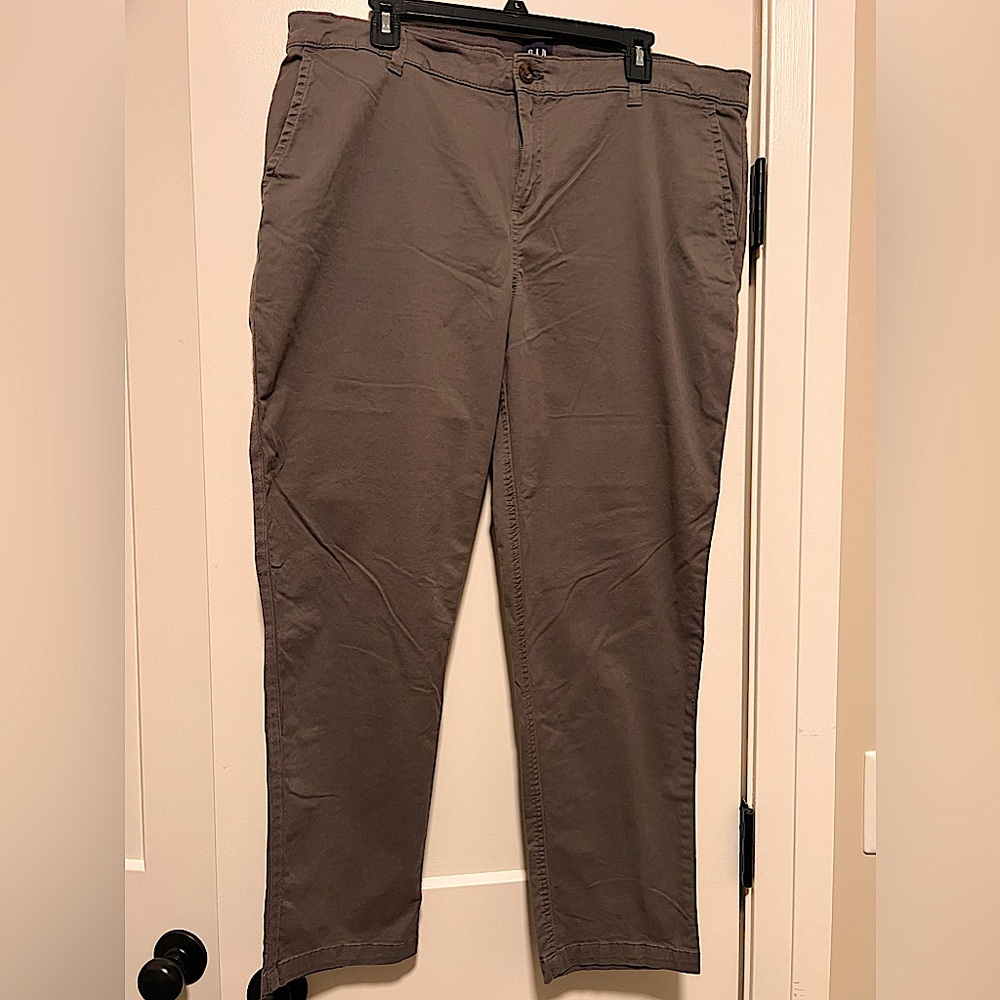 Gap Women’s 16 Relaxed Girlfriend twill pant  (Ankle length cuff recommended)